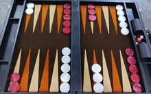 Jogo de Gamão PRO - 44.5mm checkers - Cód. PRO-14VM/BR - Café x Castanho/Bege